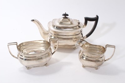 Lot 358 - 1930s three piece silver tea set