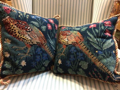 Lot 512 - Three pairs of loose cushions plus two others (8)