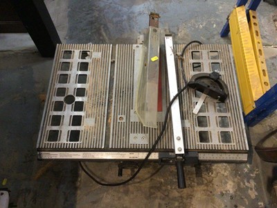Lot 125 - SIP 10" table saw with stand