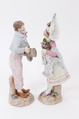 Lot 206 - A pair of Continental porcelain figures