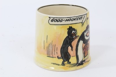 Lot 176 - A Royal Doulton mug 'Daily Mirror'