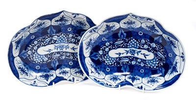 Lot 370 - A pair of Worcester 'Kangxi Lotus' pattern heart shaped dishes, circa 1770