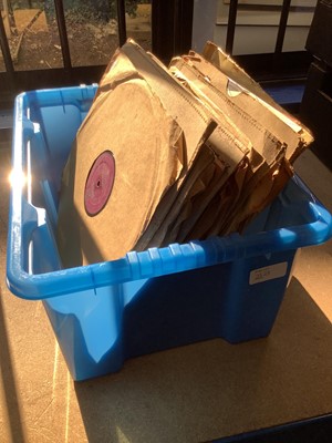 Lot 2523 - Dulcetto gramophone in oak cabinet and a box of records