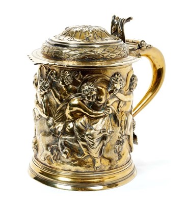 Lot 350 - Late 17th/early 18th century Colchester silver gilt lidded tankard, marked with makers mark only