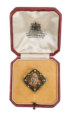 Lot 2 - H.M.Queen Elizabeth (later H.M. Queen Elizabeth The Queen Mother), fine 1930s Royal Presentation two colour gold, diamond and green guilloché enamel brooch with central crowned ER cipher within fl...
