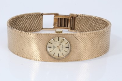 Lot 735 - Ladies Rotary 9ct gold wristwatch