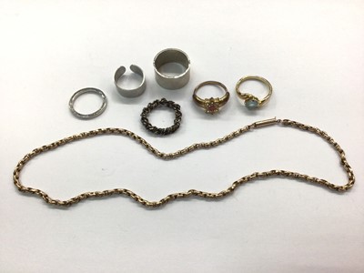 Lot 748 - Victorian 9ct gold chain and six dress rings