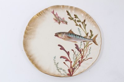 Lot 114 - Doulton fish service, eight plates and two stands