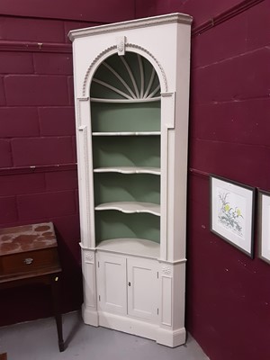 Lot 865 - Georgian style painted standing corner cupboard