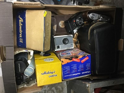 Lot 268 - Olympus camera, enlarger and other photographic equipment
