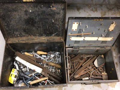 Lot 411 - Quantity of tool boxes and various hand tools
