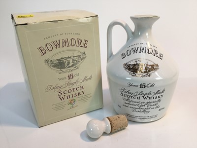 Lot 168 - BOWMORE GLASGOW GARDEN FESTIVAL 1988 AGED 15 YEARS Single Malt Scotch Whisky 75cl, 40% volume, white ceramic flagon with stopper.