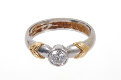 Lot 676 - Diamond single stone ring in platinum setting