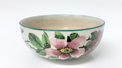 Lot 1113 - Wemyss ware bowl with hand painted pink wild rose and green border