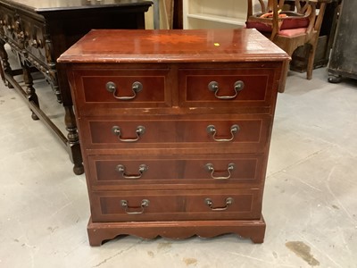 Lot 934 - Small inlaid mahogany chest