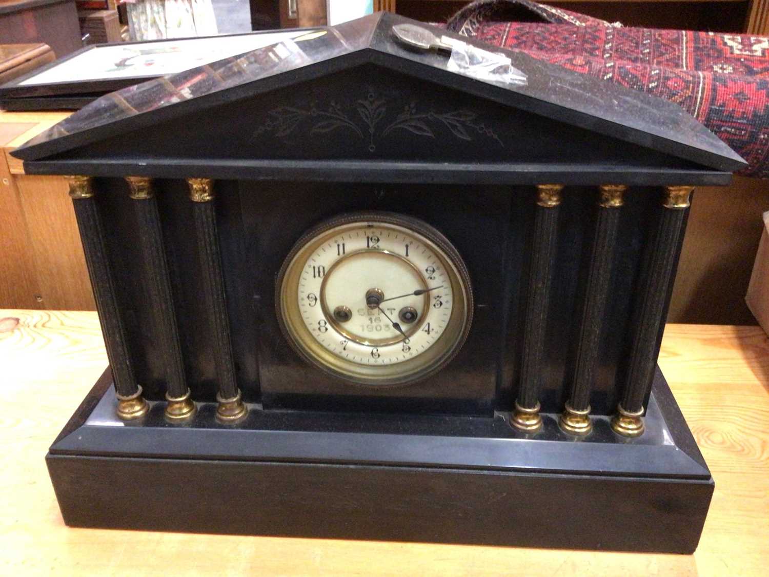 Lot 516 - Victorian slate mantel clock