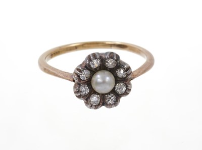 Lot 566 - Antique pearl and diamond flower cluster ring