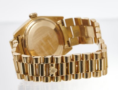 Lot 722 - Rolex gold Oyster Perpetual Day-Date gentlemen's wristwatch