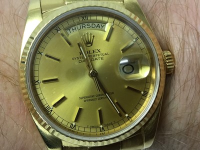 Lot 722 - Rolex gold Oyster Perpetual Day-Date gentlemen's wristwatch