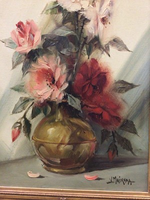 Lot 383 - V Maidrann oil on canvas still life of flowers