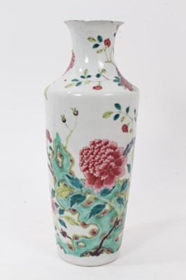 Lot 221 - Chinese porcelain vase