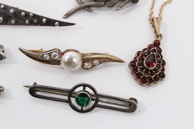 Lot 36 - Group of vintage silver brooches and two necklaces