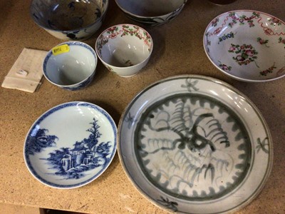 Lot 55 - Nankin Cargo tea bowl and saucer and similar wares