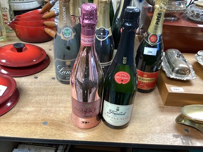 Lot 286 - Champagnes and Sparkling wines to include Lanson, Piper and others (17 bottles)