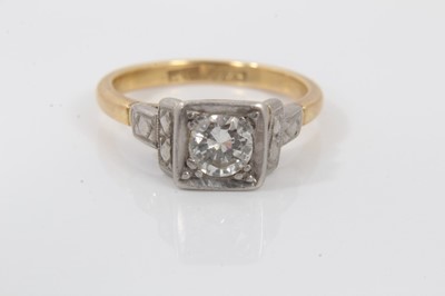 Lot 679 - Art Deco diamond single stone ring with a brilliant cut diamond estimated to weigh approximately 0.40cm platinum setting on 18ct yellow gold shank