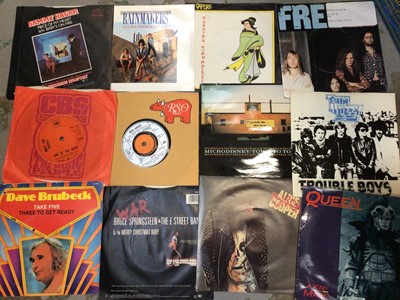 Lot 492 - Ten boxes of single records