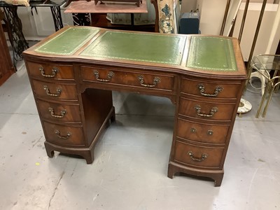 Lot 890 - Good quality Georgian style mahogany kneehole desk with inset leather lined top and nine drawers below, 117cm wide, 57cm deep, 77cm high