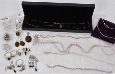 Lot 125 - Group of silver and gem set jewellery