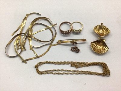 Lot 686 - Group 9ct gold jewellery