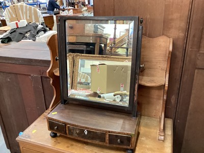 Lot 938 - Victorian mahogany dressing table mirror on bowfront plateau base with three drawers