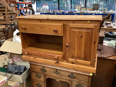 Lot 940 - Pine television stand