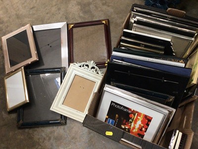 Lot 468 - Group of contemporary picture frames