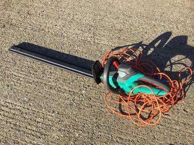 Lot 7 - By Direction of Executors: Bosch AHS70-34 electric hedge trimmer