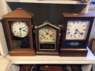 Lot 256 - Collection of ten clocks, including American steeple clocks and others