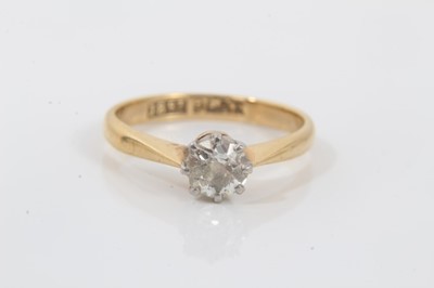 Lot 143 - 18ct gold diamond single stone ring in platinum claw setting