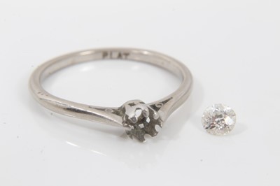 Lot 145 - Platinum single stone diamond ring (stone is loose from the ring mount)