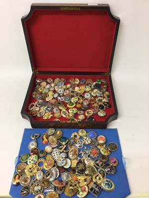 Lot 98 - Large collection of vintage scarf clips within four oak canteen cases
