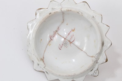 Lot 295 - A New Hall slop bowl, a Chamberlain's Worcester inkwell and cover and other items