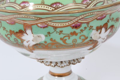 Lot 295 - A New Hall slop bowl, a Chamberlain's Worcester inkwell and cover and other items