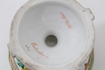 Lot 295 - A New Hall slop bowl, a Chamberlain's Worcester inkwell and cover and other items