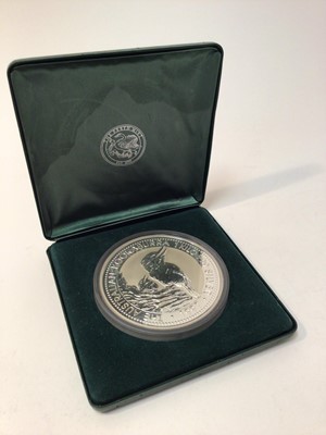 Lot 418 - Australia - Kookaburra fine silver one kilo coin 1997 (N.B. cased but without Certificate of Authenticity) (1 coin)