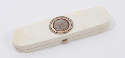 Lot 755 - Georgian ivory and yellow metal mounted toothpick case with memorial platted hair and monogram to lid, original mirror and velvet lining 8.10 cm