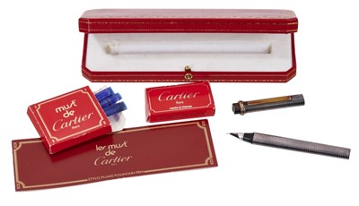 Lot 562 - Cartier Les Must de Cartier silver fountain pen