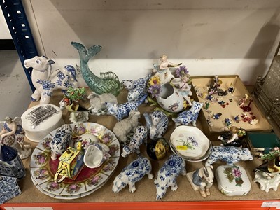Lot 293 - Group of mixed 19th century and later ceramics