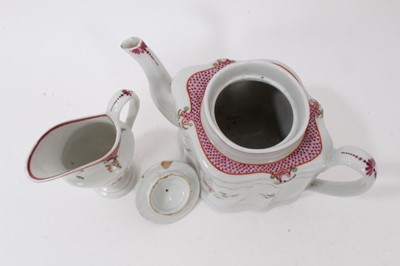 Lot 243 - Collection of English ceramics, including a Worcester teapot and stand, circa 1805, bat printed with shell and seaweed, New Hall pattern 173 teapot and jug, New Hall patterns 376 teapot, together w...