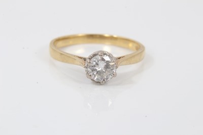 Lot 709 - Diamond single stone ring with a brilliant cut diamond estimated to weigh approximately 0.45cts in platinum claw setting on 18ct yellow gold shank. Ring size N½.